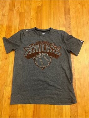 Unk Gray NBA NY Knicks Logo Graphic Tee